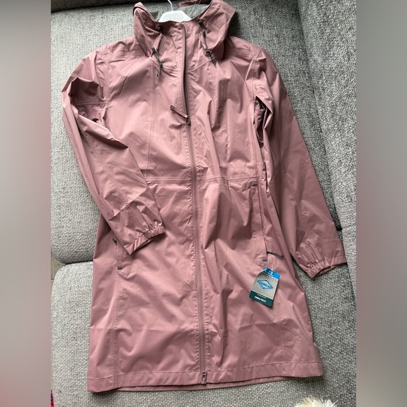 Spring-Ready Columbia Waterproof Rain Jacket – Brand New with Tags! - Picture 7 of 16